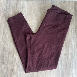 Old Navy Active Herringbone Maroon Leggings